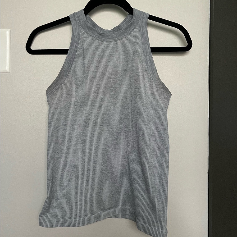 Women’s workout tank